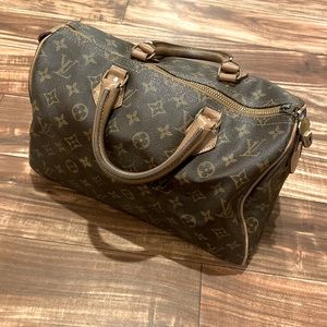 Louis Vuitton Speedy 35